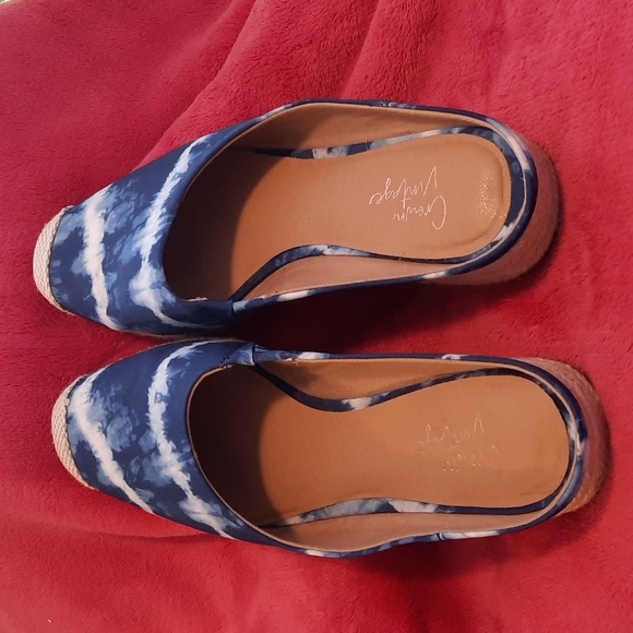 Slide on Shoe/sandals - Picture 3 of 4